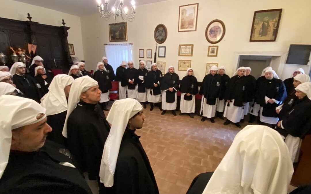 Martedi Santo – Ora di adorazione per L’arciconfraternita